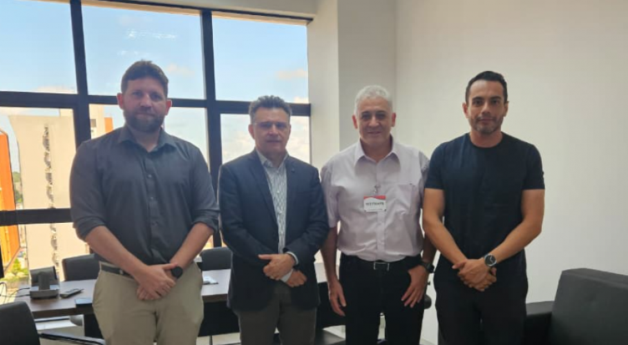 Lotep apresenta modelo regulatório e ações de fiscalização à Agepar durante reunião institucional