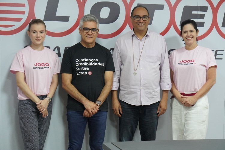 Lotep recebe representante da Comunidade Doce Mãe de Deus e avalia parceria
